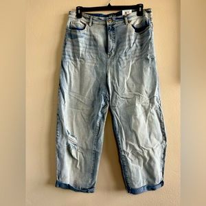 Perfect Ballom Jean for comfortable party’s or just shopping , going out, etc.